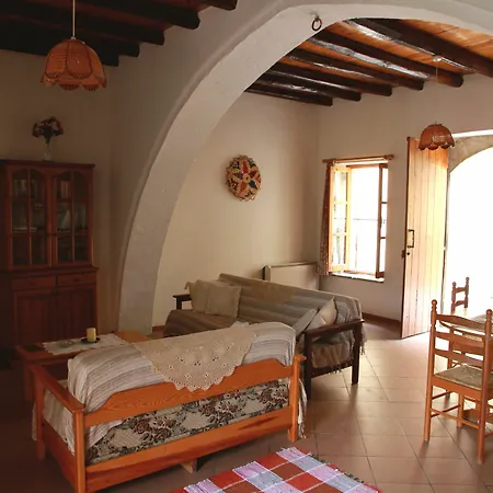 Kontoyiannis House * Καλαβασός