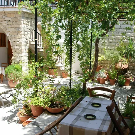 Kontoyiannis House Apartment *