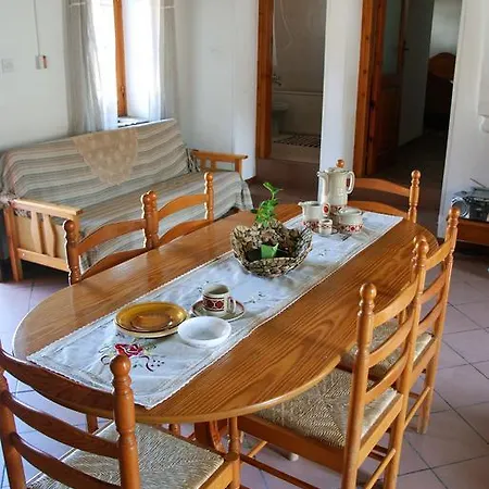 Kontoyiannis House Apartment