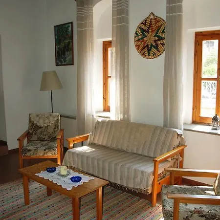 Kontoyiannis House Apartment